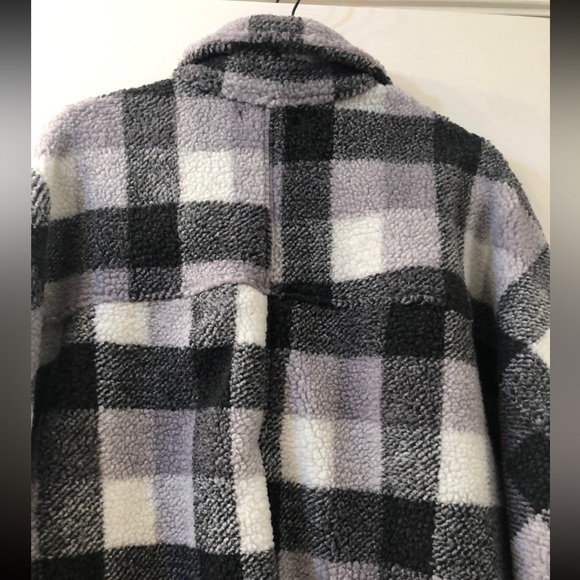 NWT EASEL SHACKET JACKET PLAID GRAY M/L - Picture 7 of 8